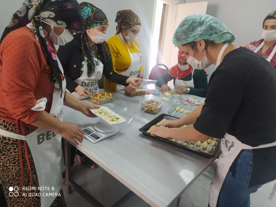 Derik Belediyesi usta öğretici yetiştiriyor