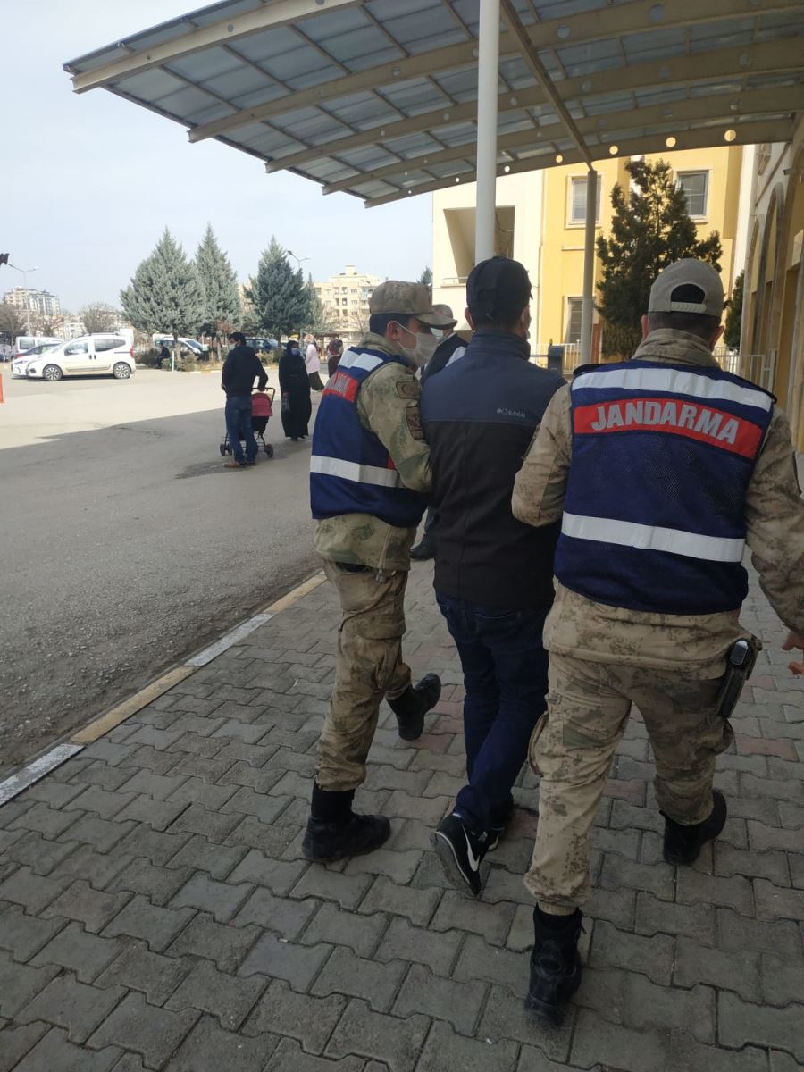 Midyat’ta 12 yıl hapis cezası olan zanlı yakalandı