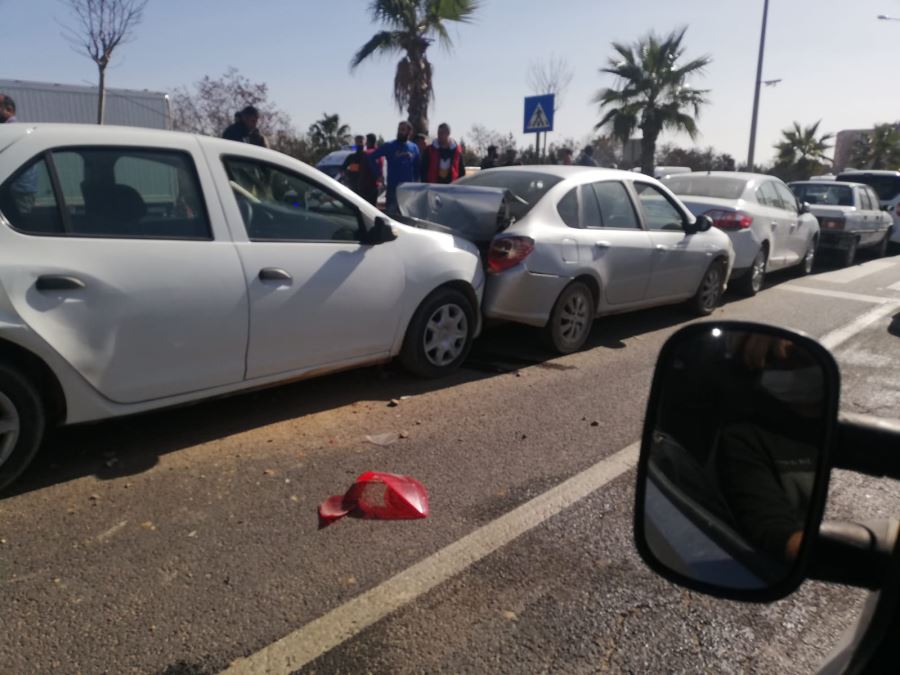 Kızıltepe’de zincirleme trafik kazası