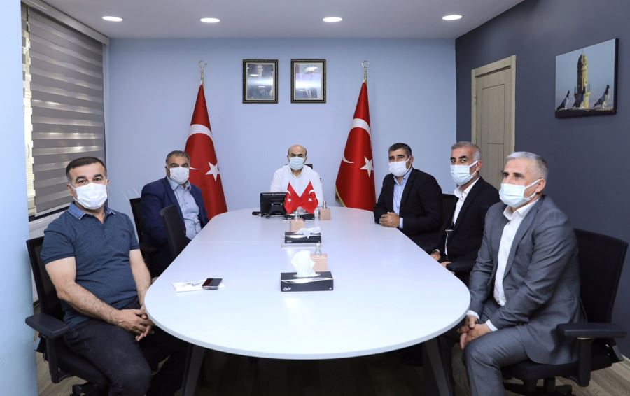 Vali Demirtaş, 4 İlçenin Muhtarlarıyla Bir Araya Geldi