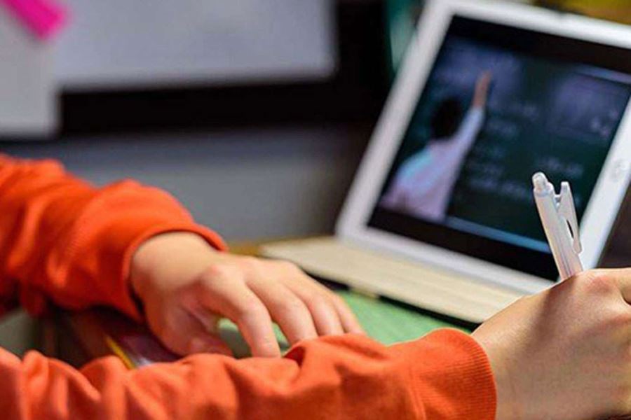 Kızıltepe’de Tablet Dağıtımına Başlandı