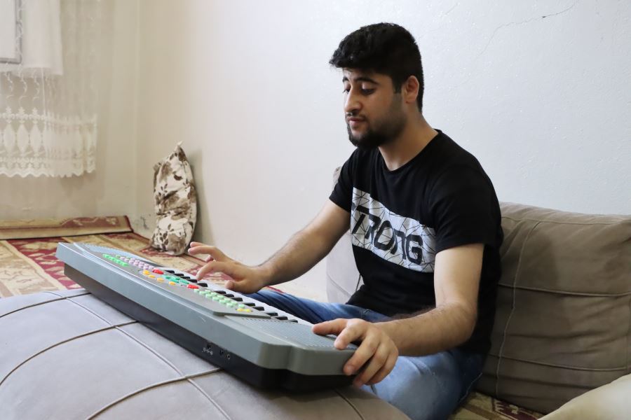Zihinsel engelli  Ali