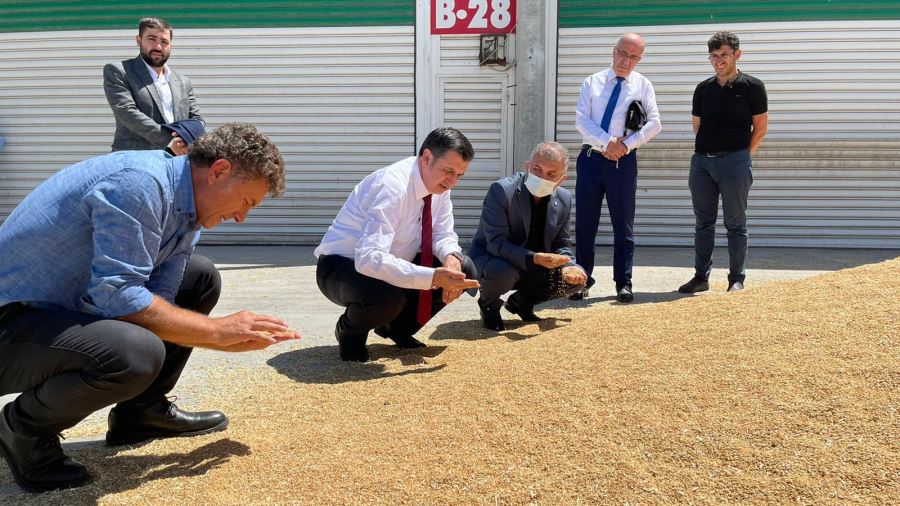 CHP Milletvekilleri Sarıbal ve Kaytancıoğlu’ndan Hububat Merkezine Ziyaret