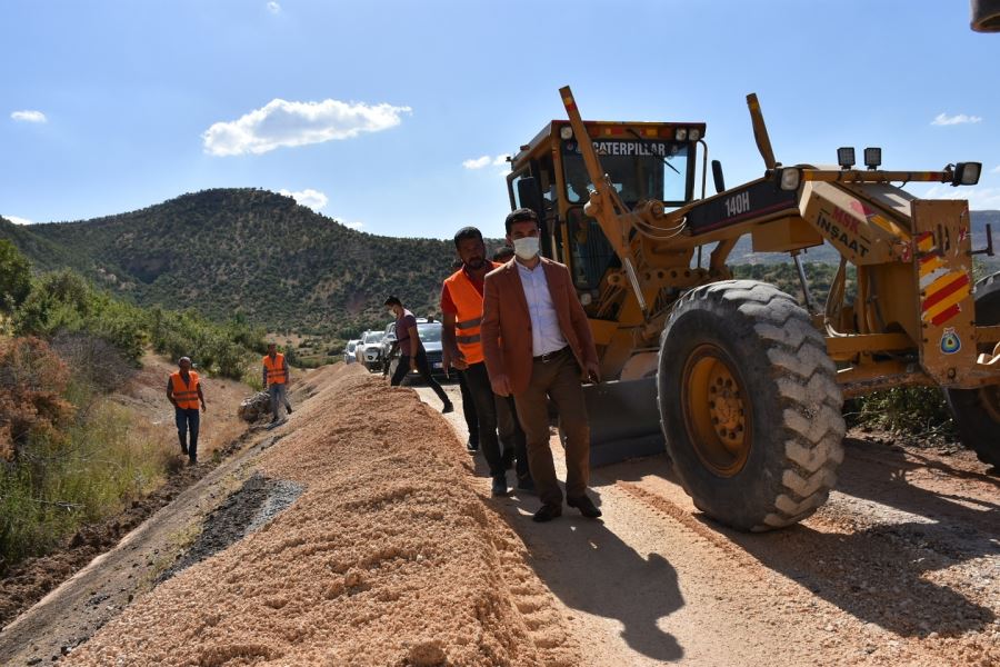 Dargeçit’te yollar asfaltlanıyor