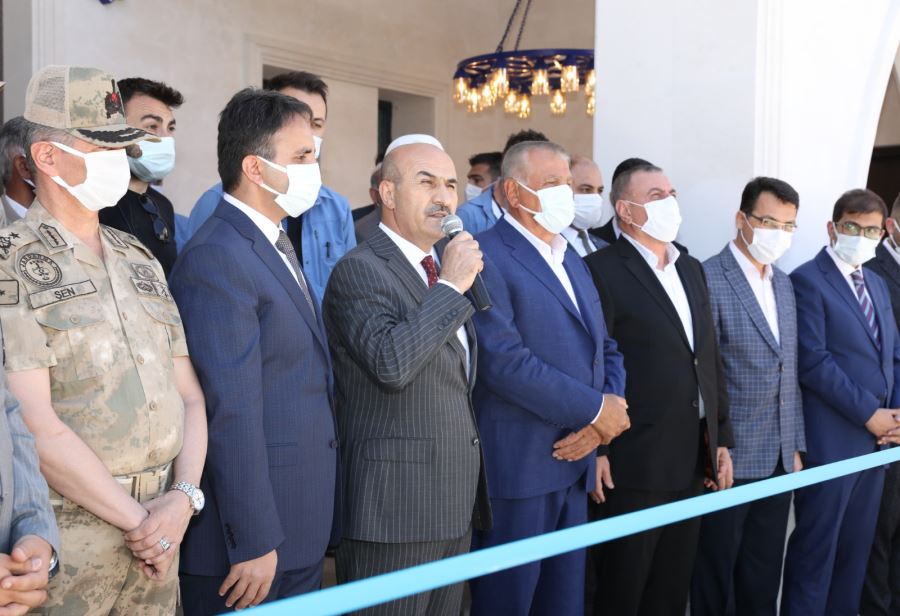 Vali Demirtaş, Midyat’ta Cami Açılışına Katıldı