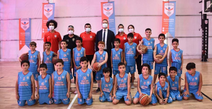 Kaymakam Yalçın’dan minik sporculara ziyaret