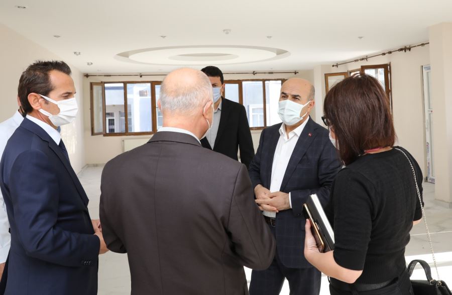 Vali Demirtaş, üniversite öğrencileri için hızla hazırlanan yurtları incelendi