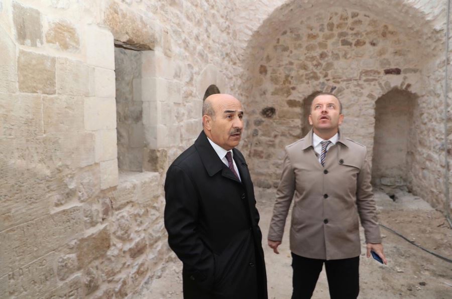 Mardin Valisi Demirtaş, Derik ilçesinde incelemelerde bulundu