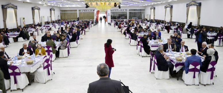 Kaymakam Çam şehit ve gazi aileleriyle buluştu
