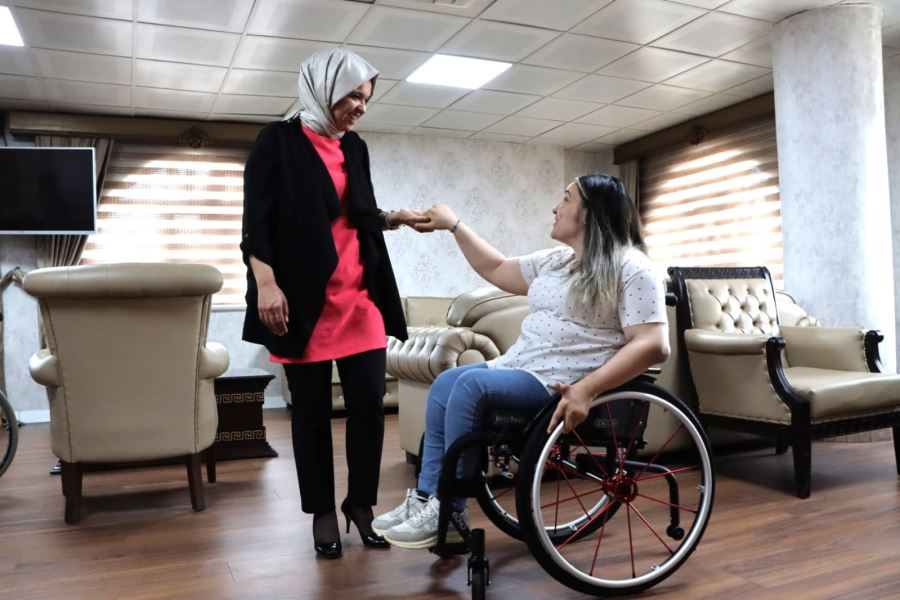 Mizgin Hayalindeki Tekerlekli Sandalyeye Kavuştu