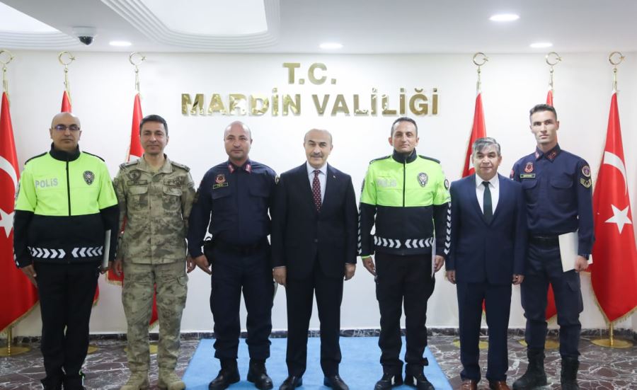 Vali Demirtaş, Başarılı Personeli Ödüllendirdi