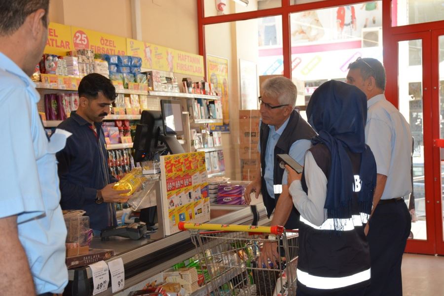 Marketlere yönelik fahiş fiyat denetimleri sürüyor