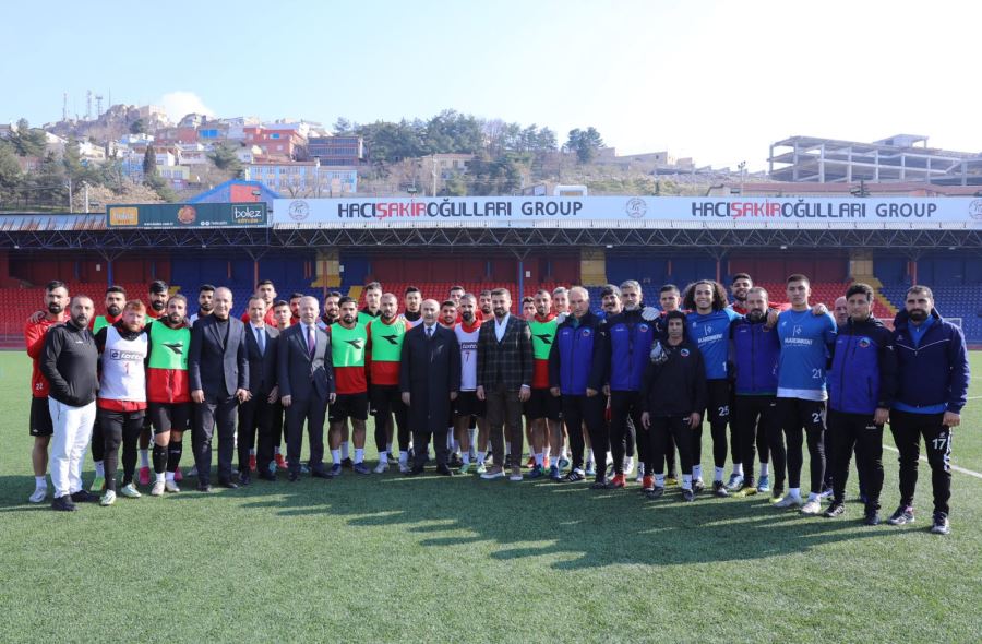 Vali Demirtaş’tan Mardin 1969 Spor’a moral ziyareti