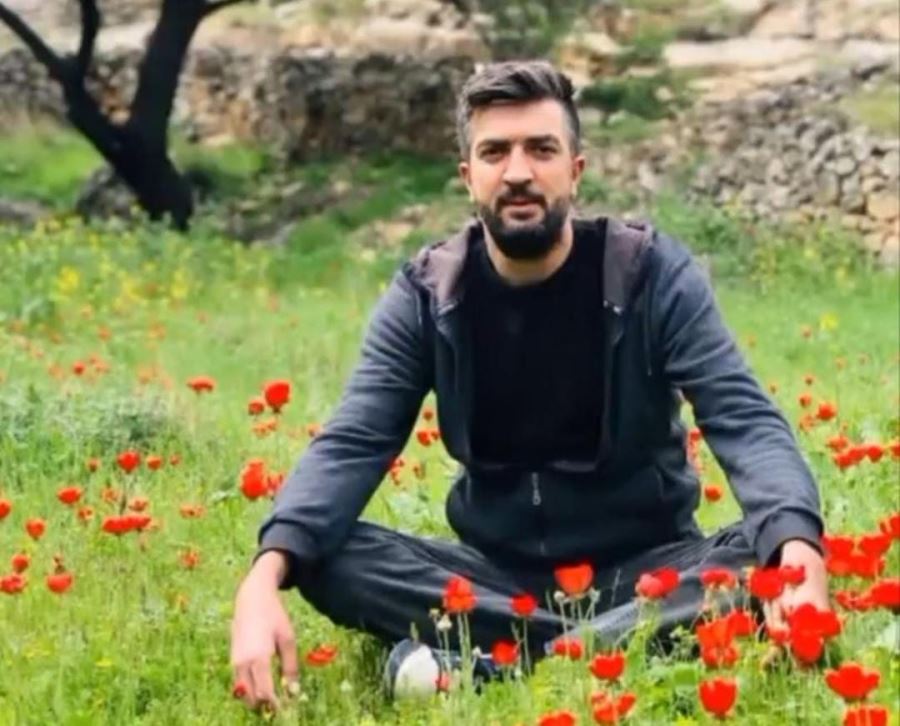 Kalp krizi geçiriren Mardinli genç yoğun bakımda yaşam mücadelesi veriyor