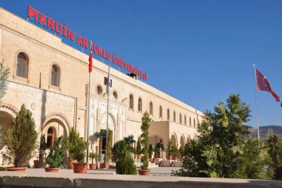 Artuklu Üniversitesi, eğitim sıralamasında geriye sayıyor