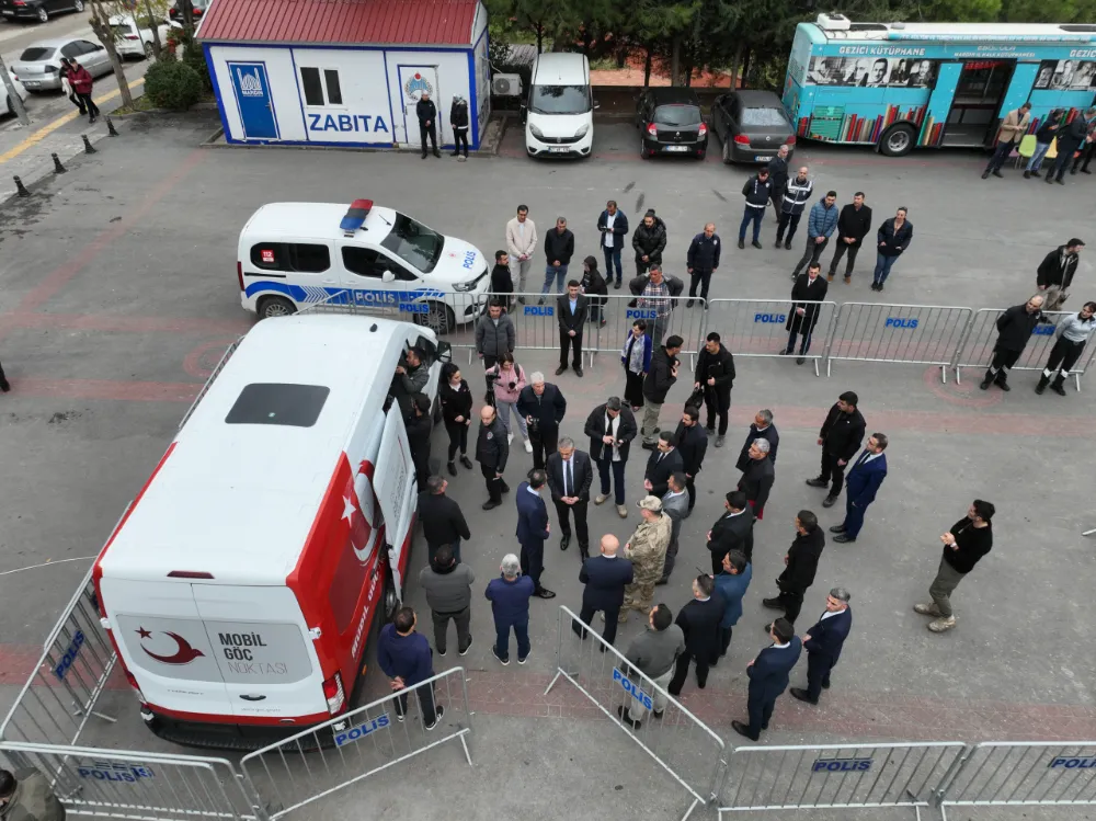 Vali Tuncay Akkoyun, Mobil Göç Uygulama Noktasını Ziyaret Etti