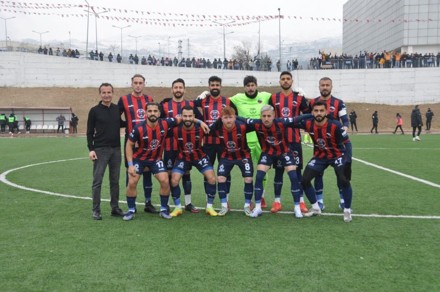 Mardin 1969 Spor Şırnak’ta 3 puanı 3 golle aldı