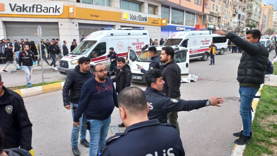 Kızıltepe’de kırmızı ışıkta infaz: 2 ölü, 1 yaralı