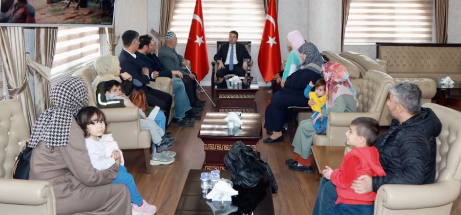 Depremzedelerden Kaymakam Cıdıroğlu’na teşekkür ziyareti