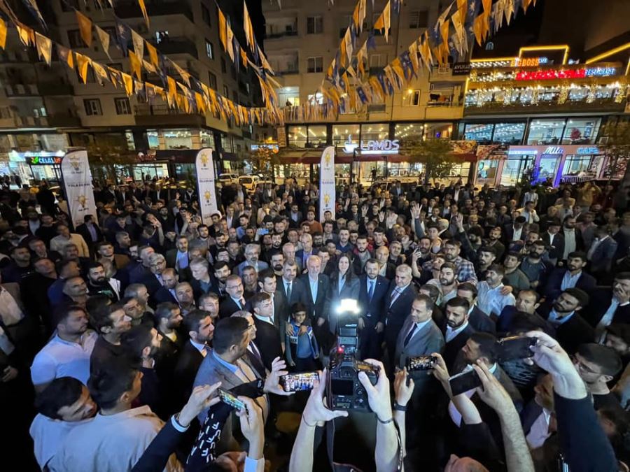 AK Parti Kızıltepe seçim koordinasyon merkezinin açılışı yapıldı