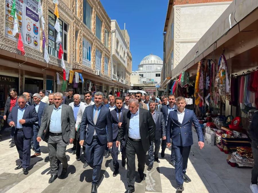 AK Parti Adayı Faruk Kılıç: Halkımızın güveni ve desteği bizlere umut veriyor