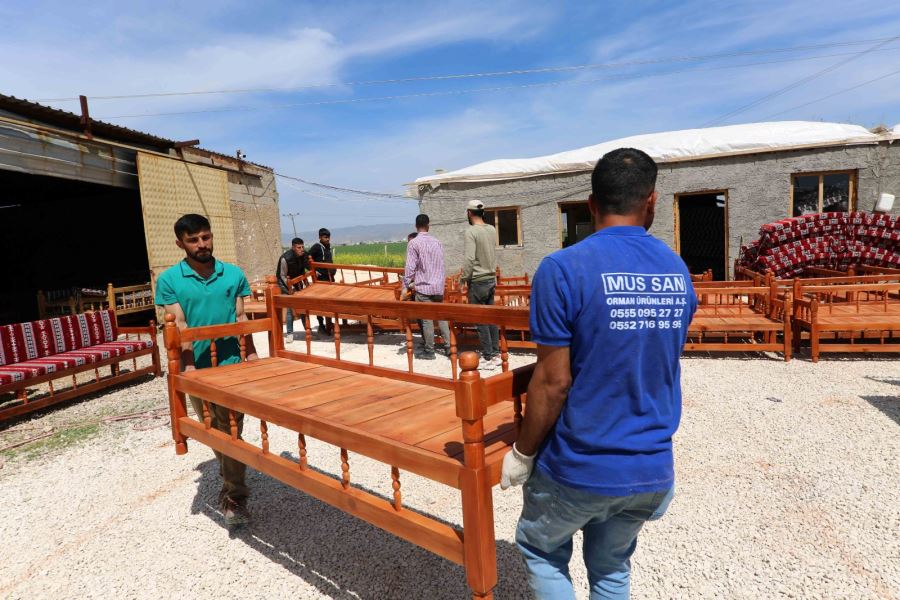 Sosyal Yaşam Evlerine sedir dağıtımı başladı