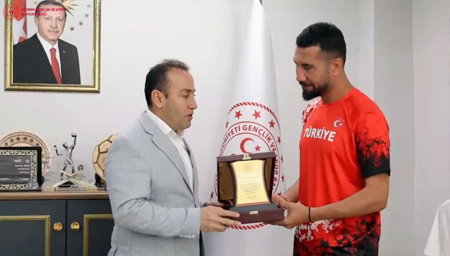 Mardin GSB Erkan’ı “AYIN ANTRENÖRÜ” seçti