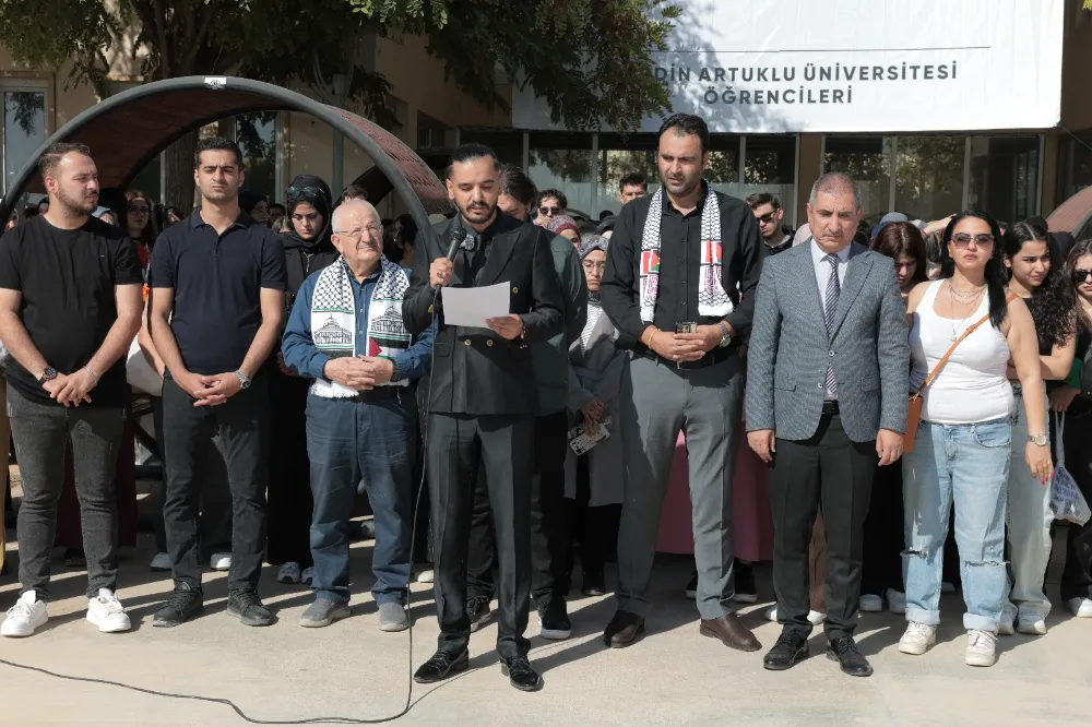 MAÜ Öğrencilerinden Duyarlılık Örneği; Soykırıma İlişkin  Basın Açıklaması 