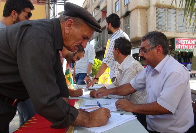 Kızıltepe`de bağımsız Kürdistan için imza kampanyası