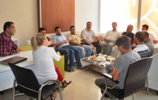Gazetecilerden 47 TV