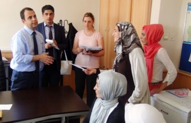 Yetim Öğrencilere kırtasiye yardımı