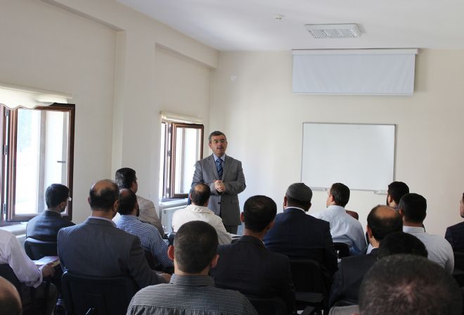 Din görevlilerine `Yüz Yüze Vaaz` semineri