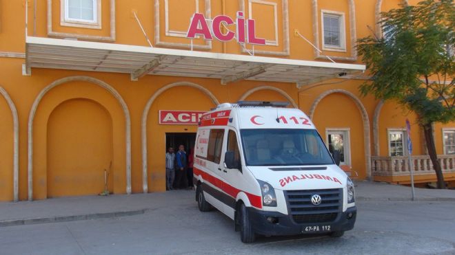 Elektrik direğinden düşen genç hayatını kaybetti