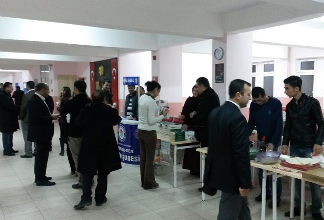 Yeni öğretmenlere temel eğitim semineri verildi