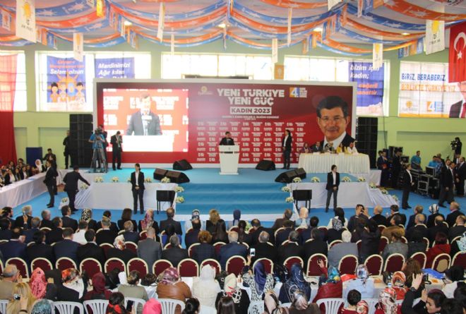 Davutoğlu: Çözüm süreci Ortadoğu